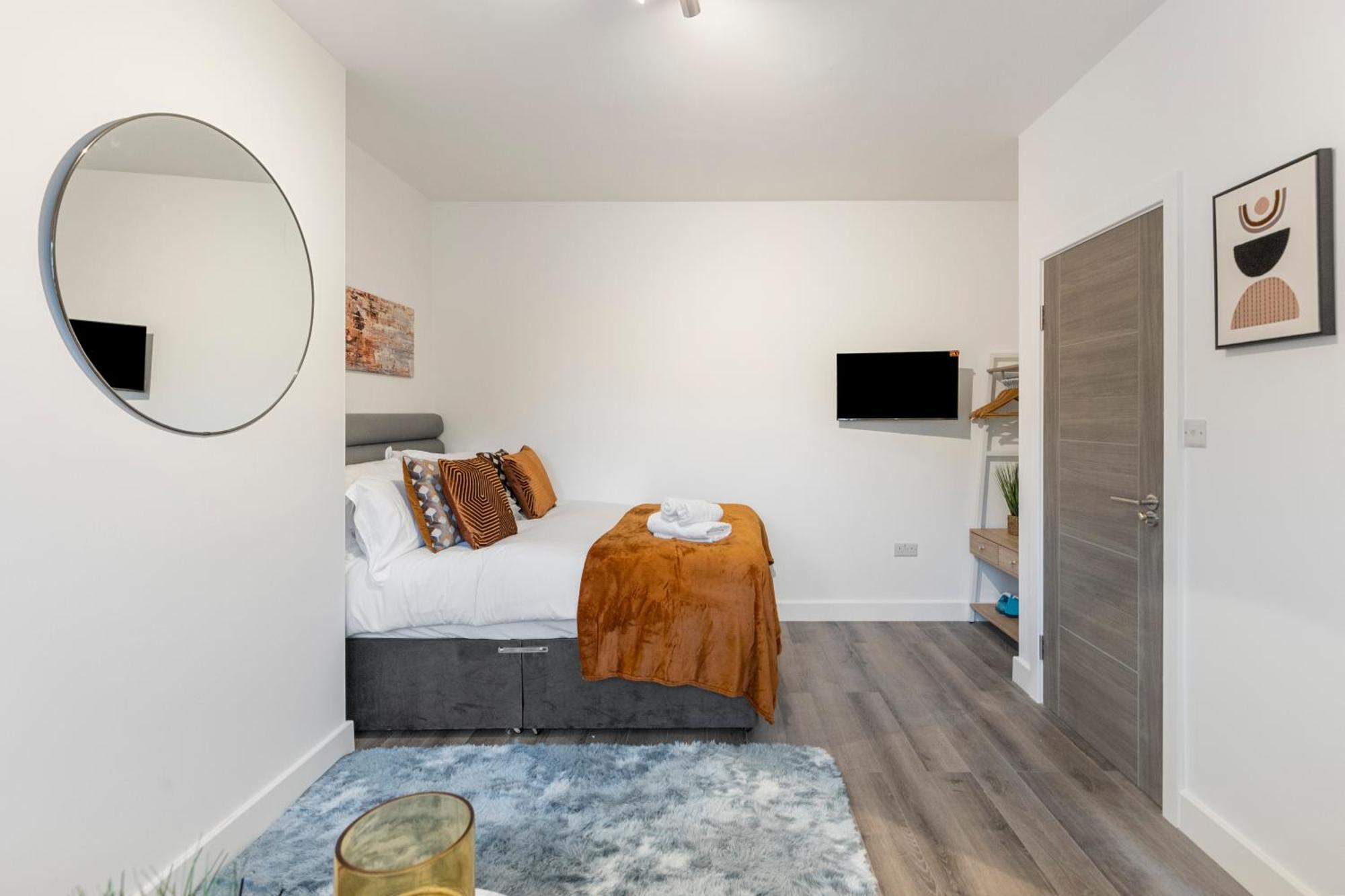 Beautiful-Cosy-King Sized Bed Flat 3 Min Walk To Tube Station Londres Exterior foto