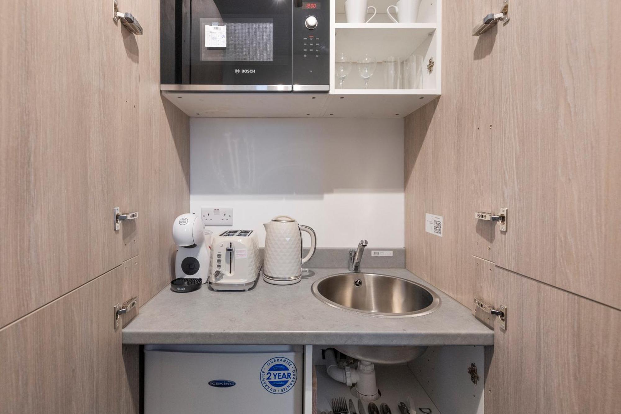 Beautiful-Cosy-King Sized Bed Flat 3 Min Walk To Tube Station Londres Exterior foto