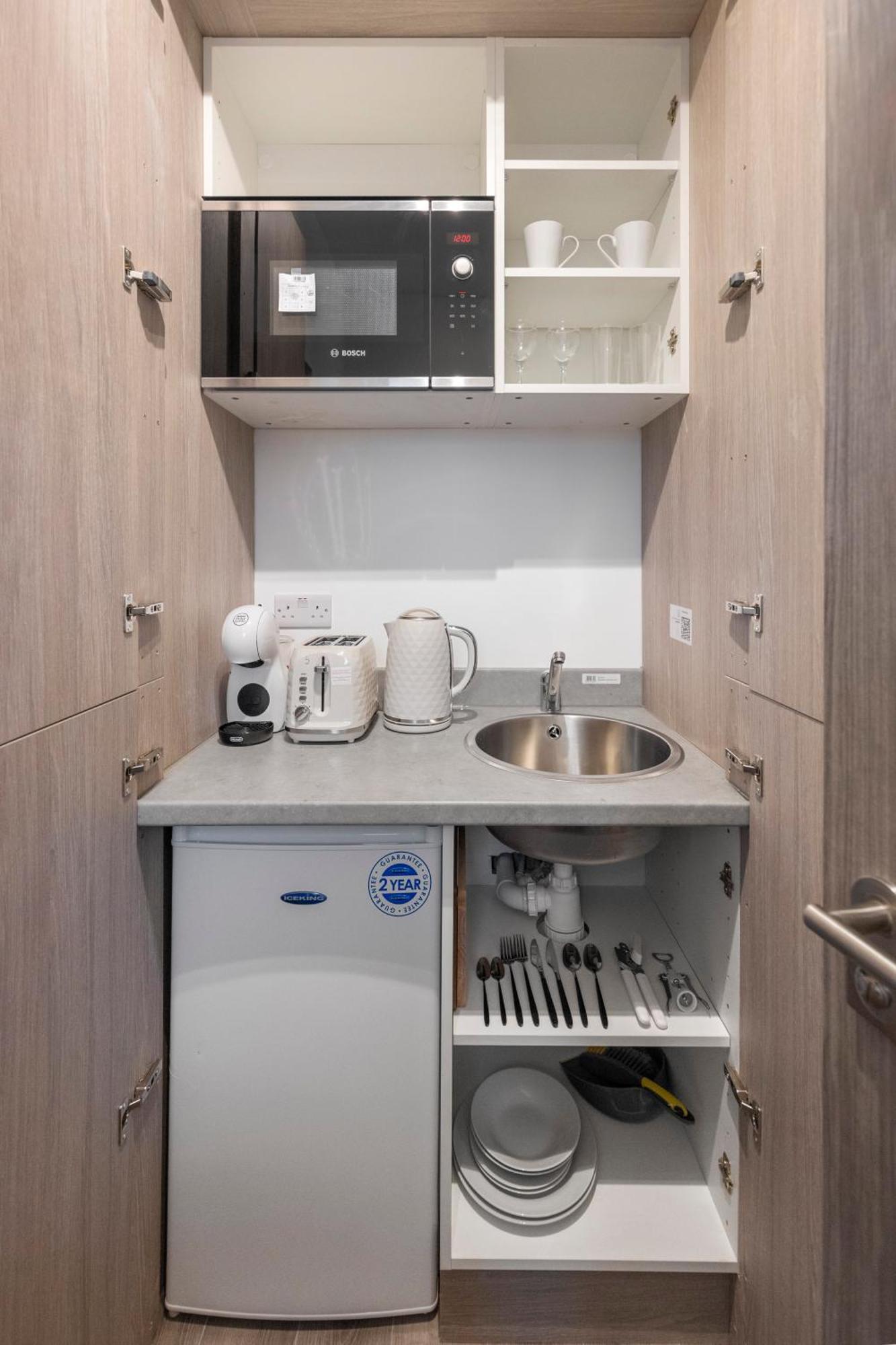 Beautiful-Cosy-King Sized Bed Flat 3 Min Walk To Tube Station Londres Exterior foto